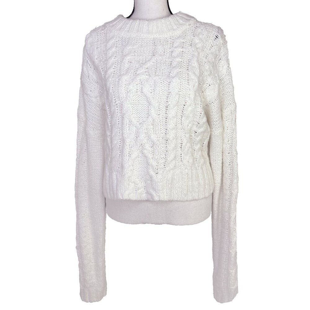 white cropped cable knit longsleeve sweater